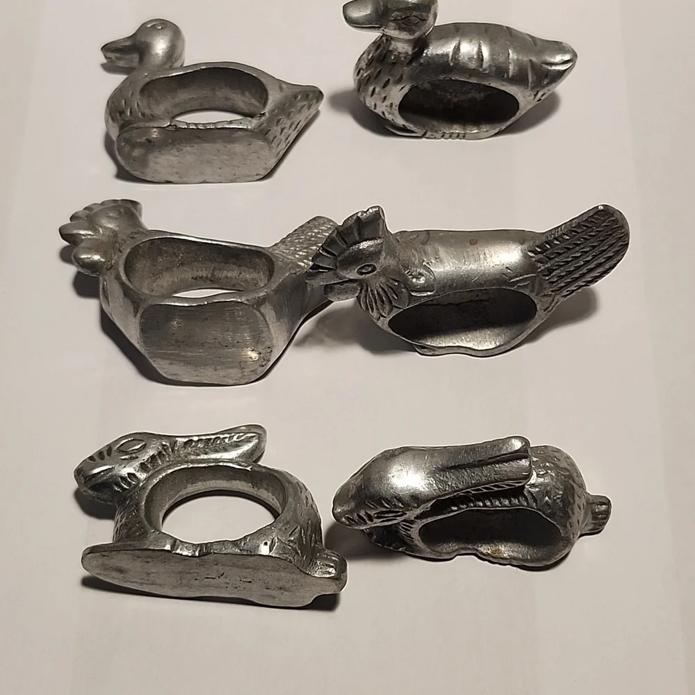 Napkin Rings set of 6 Easter Themed - Picture 3 of 9
